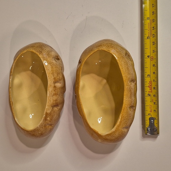 RUSTIC Handpainted Ceramic Baked Potato Serving Set With Salt and Pepper Shakers - Picture 4 of 16